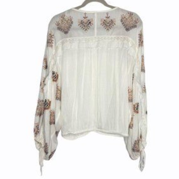🆕Free People Embroidered Blouse - Picture 4 of 10